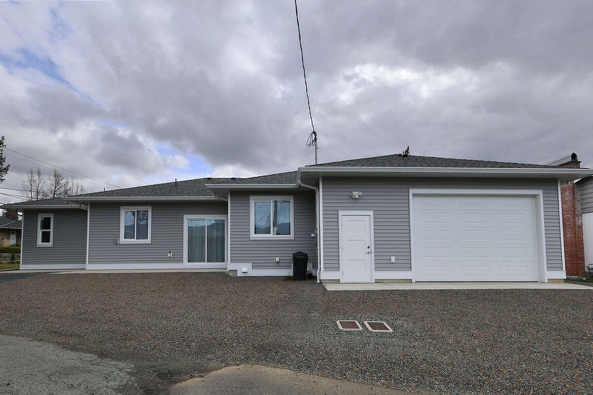 Rear view with ample parking