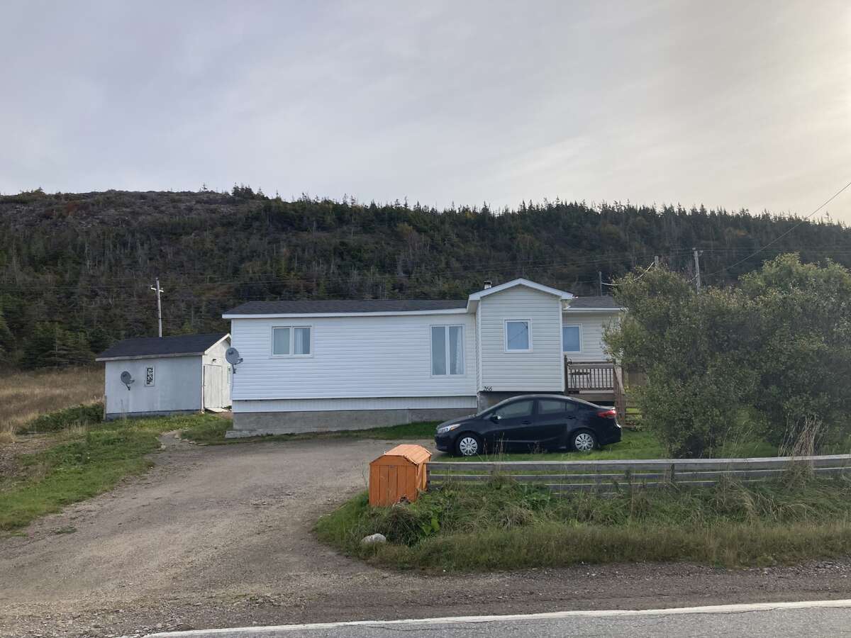 Waterfront Property / Bungalow / House For Sale in Stephenville, Newfoundland and Labrador - 3 bdrm, 1 bath (266 Main Road)