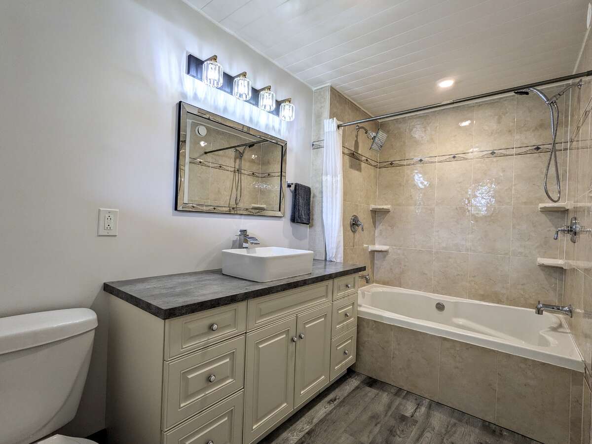 Ensuite bathroom