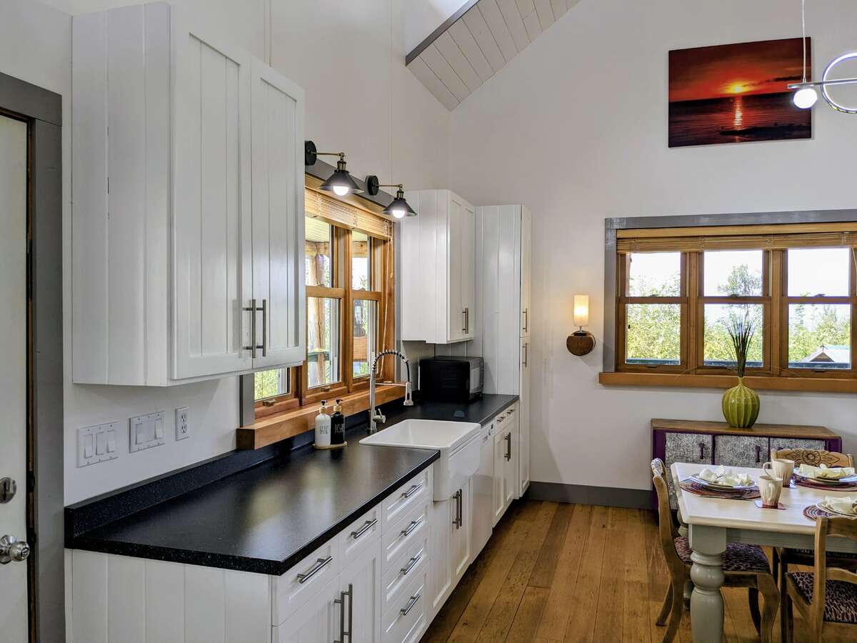 Kitchen/dining area