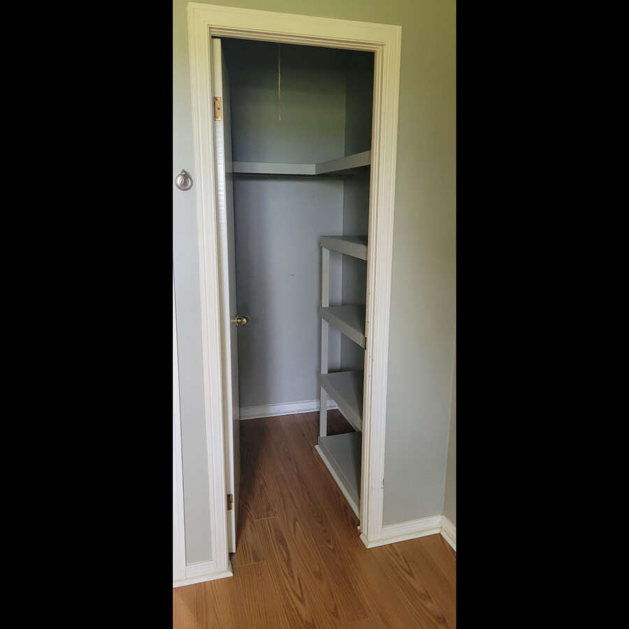 Laundry Room 3