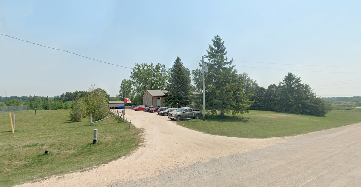 Parking for 10+ vehicles