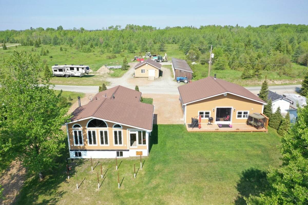 House & Detached Garage