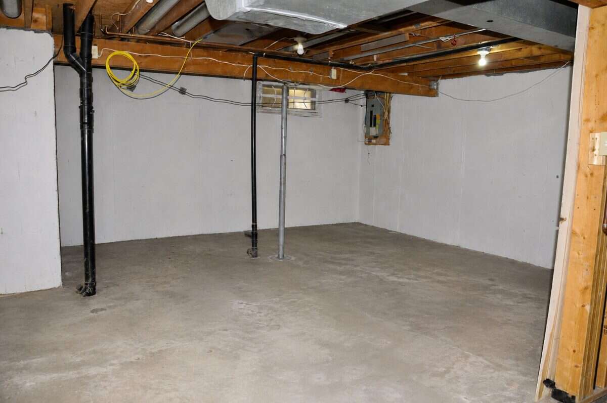 Perfect for investors or first time buyers!