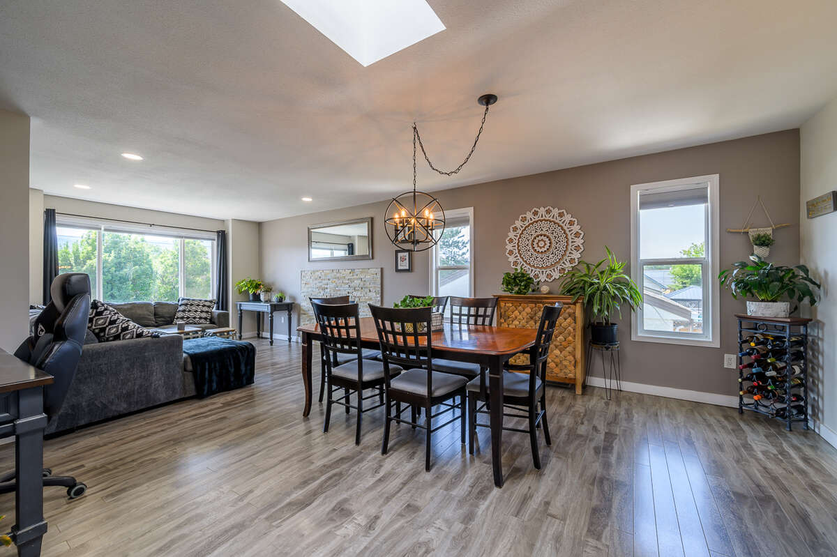 Livingroom - Dining Room