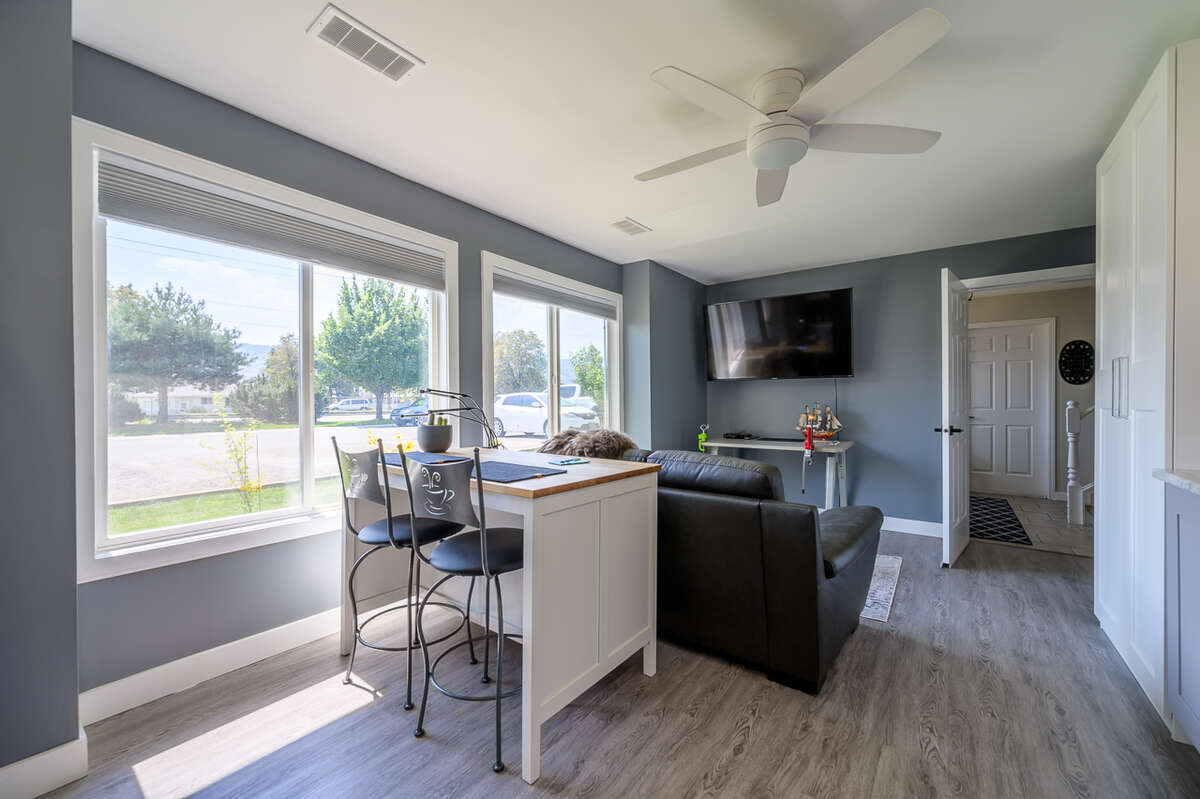 Suite 2