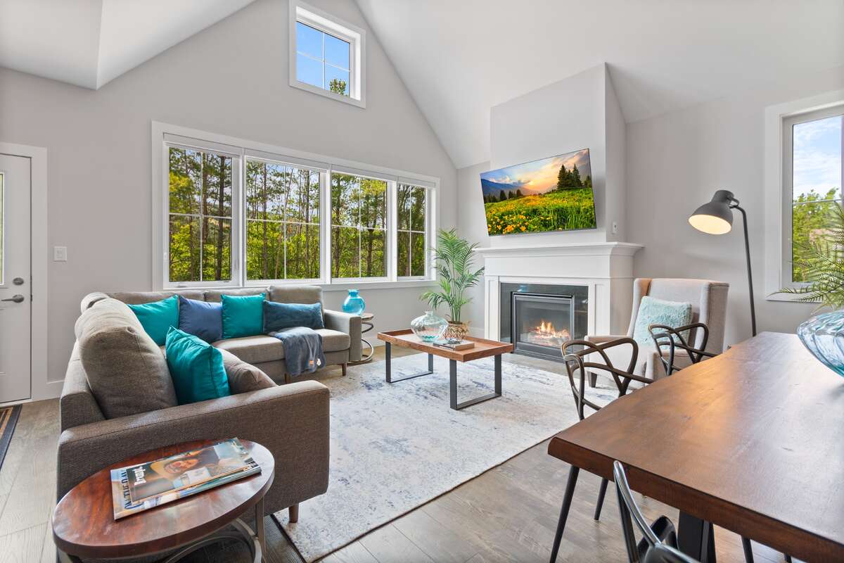 High ceilings with view down from 2nd floor
