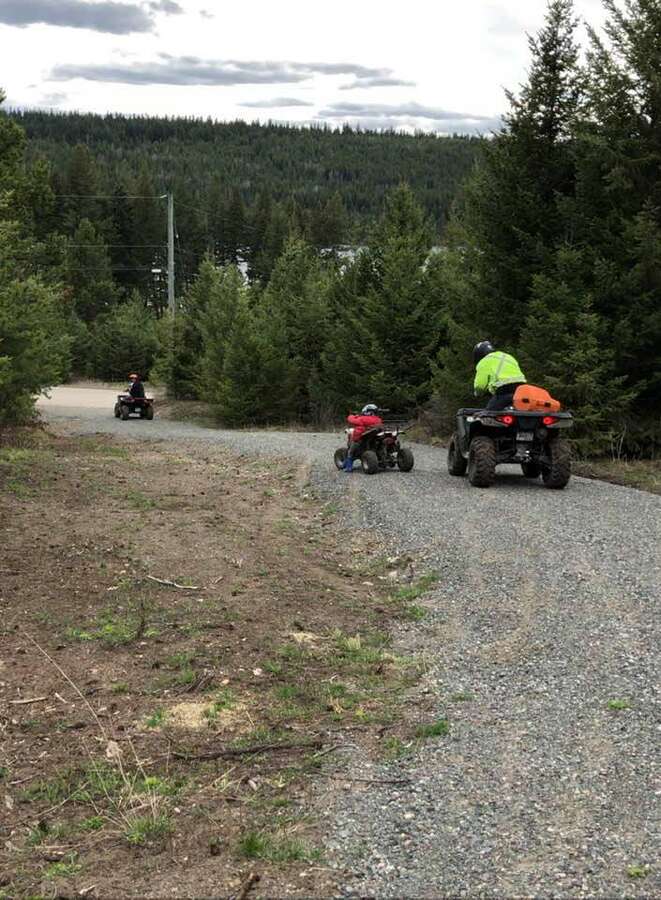 Short road access to crown land with miles and miles of ATV trails