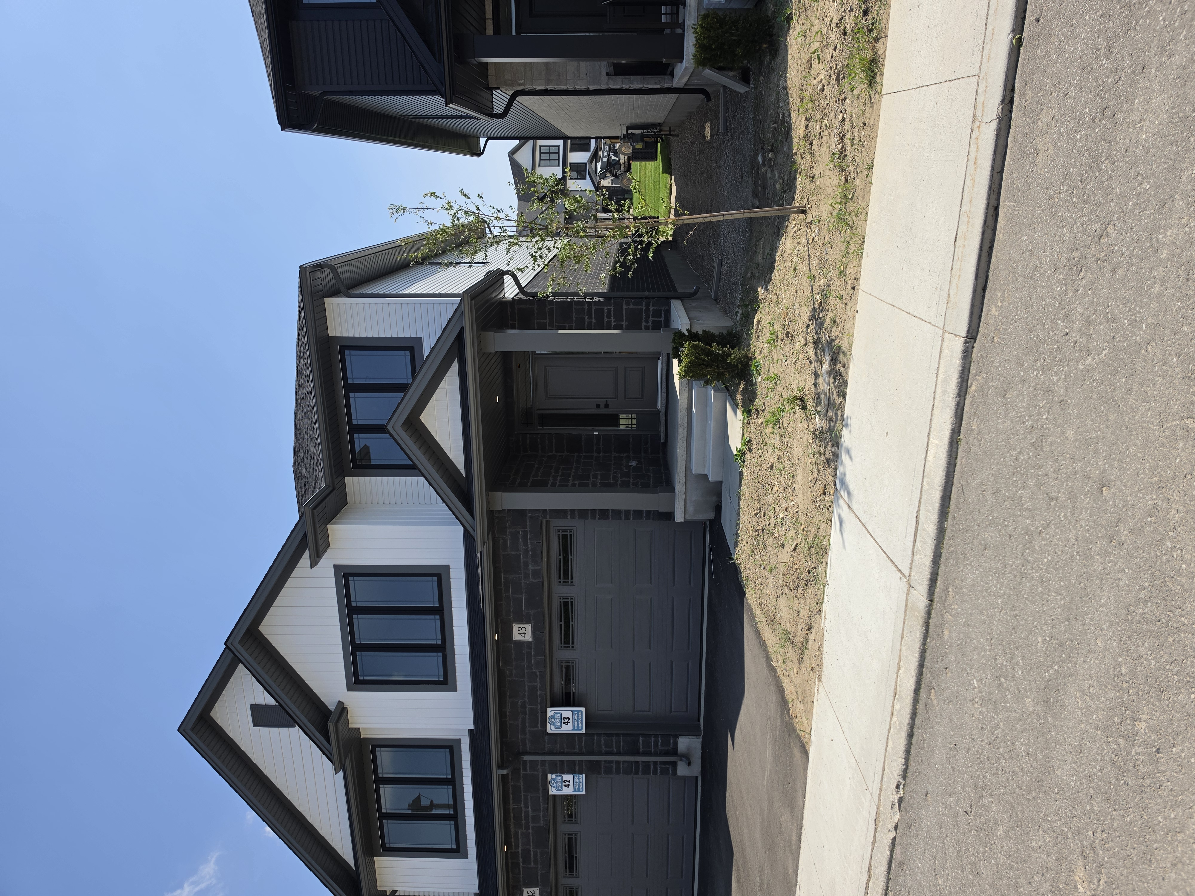 Stunning Upgraded 2,025 Square foot,Condo-Townhome