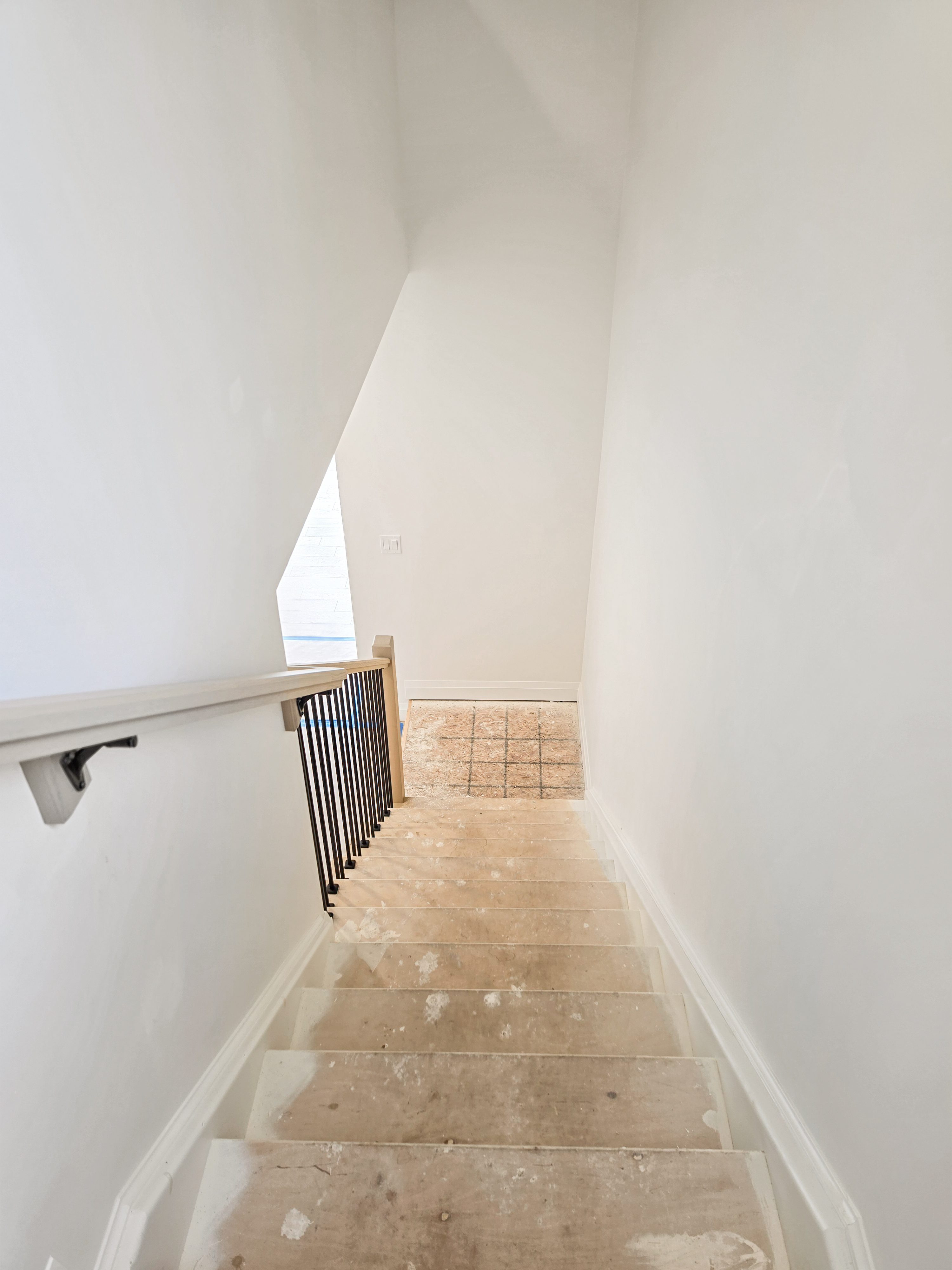 Stunning Upgraded 2,025 Square foot,Condo-Townhome