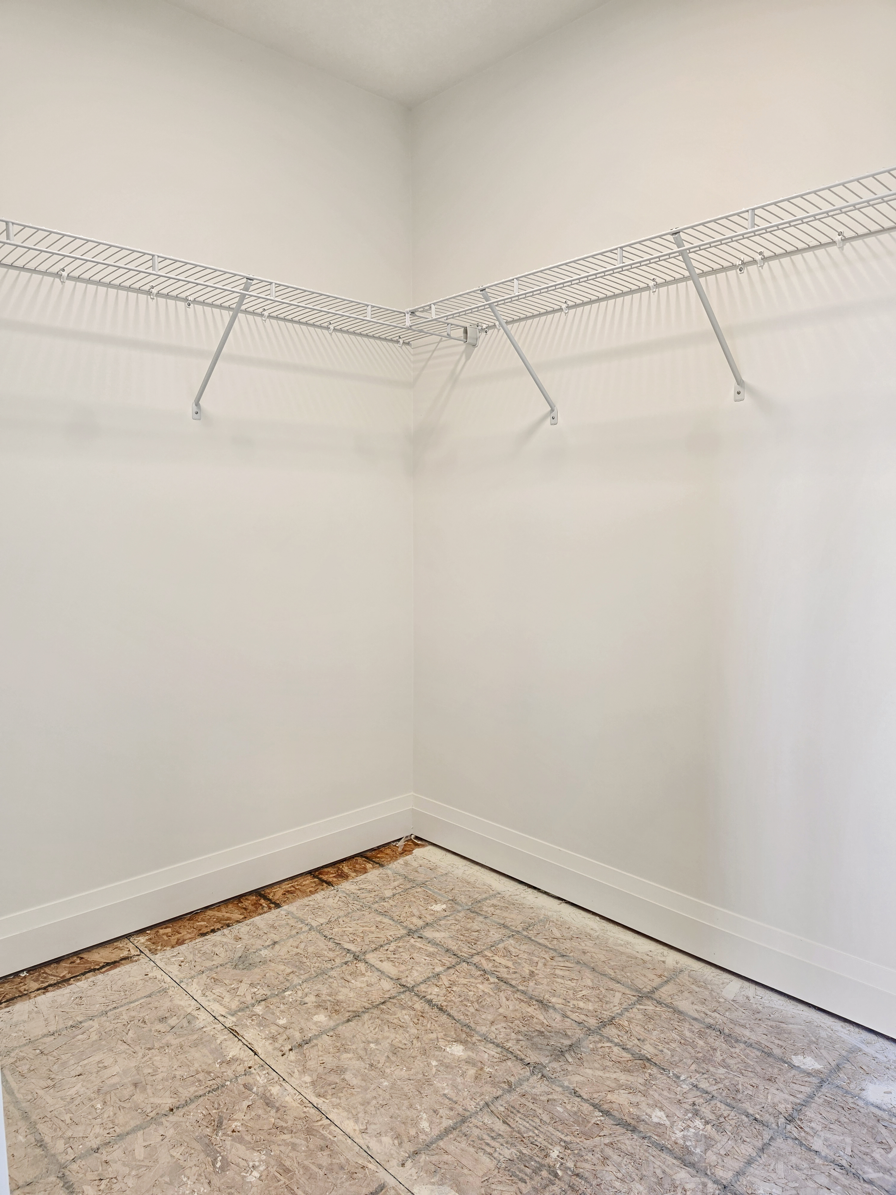Stunning Upgraded 2,025 Square foot,Condo-Townhome