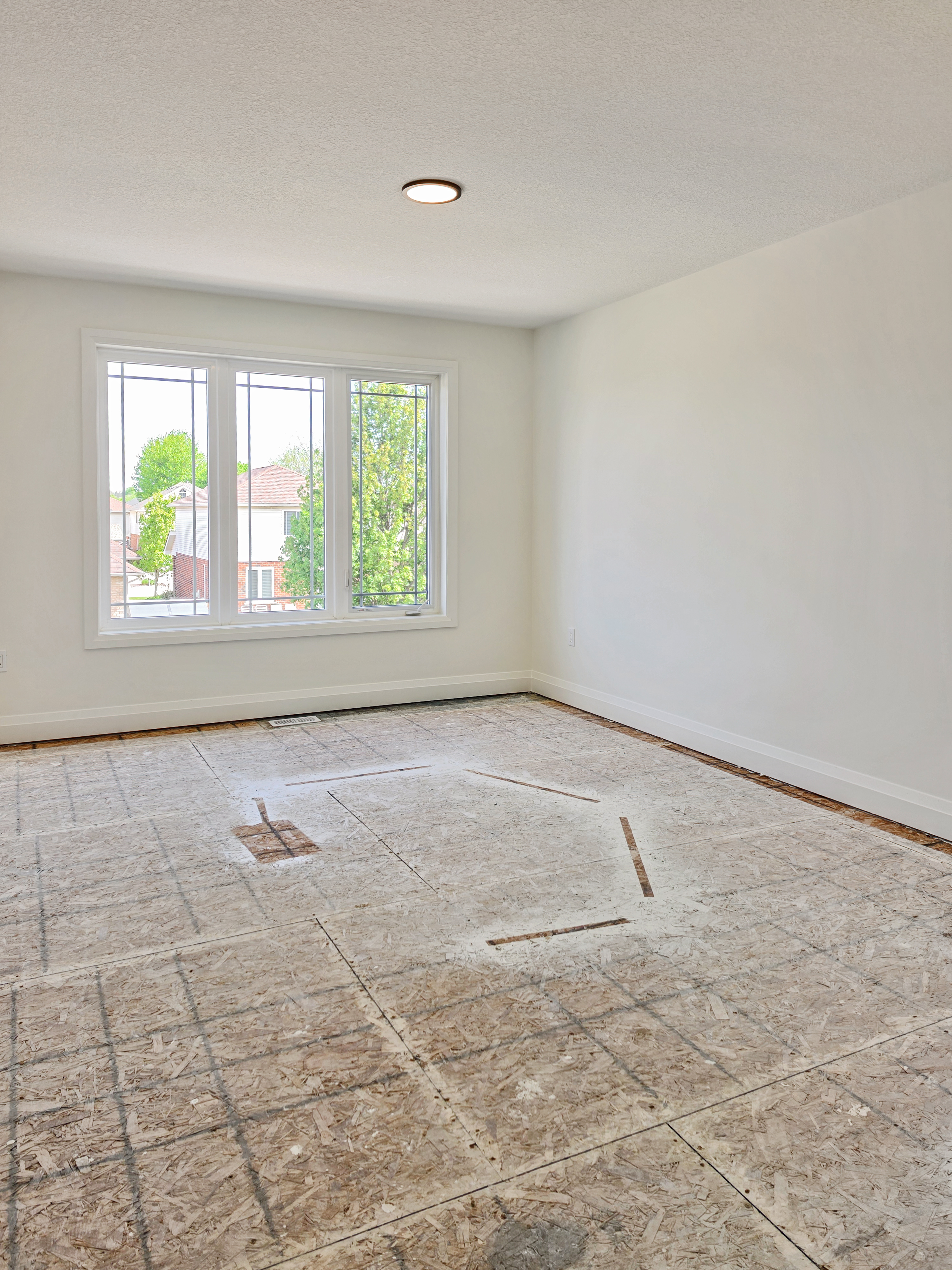 Stunning Upgraded 2,025 Square foot,Condo-Townhome