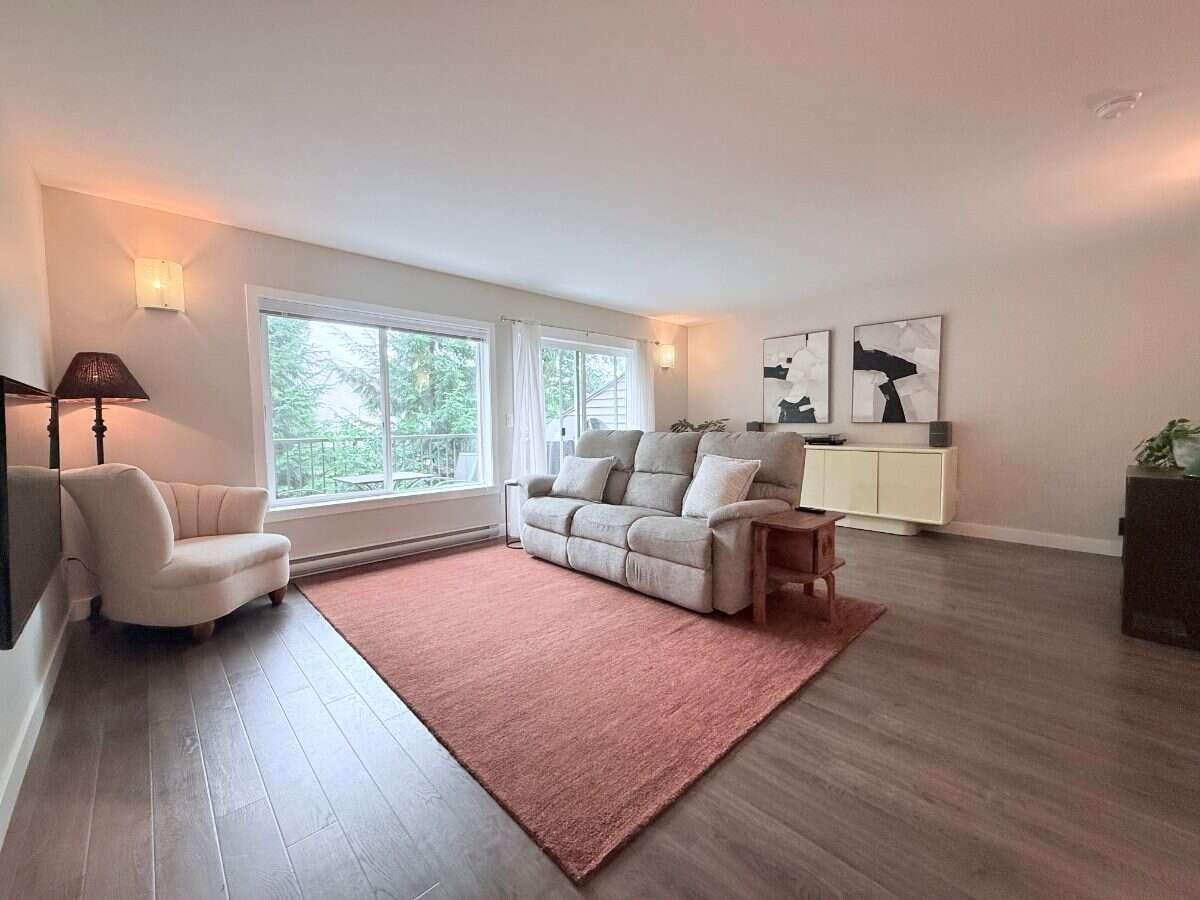 Spacious 3-level townhome with mountain views