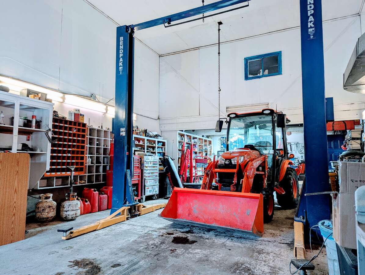 1995 international tow truck
