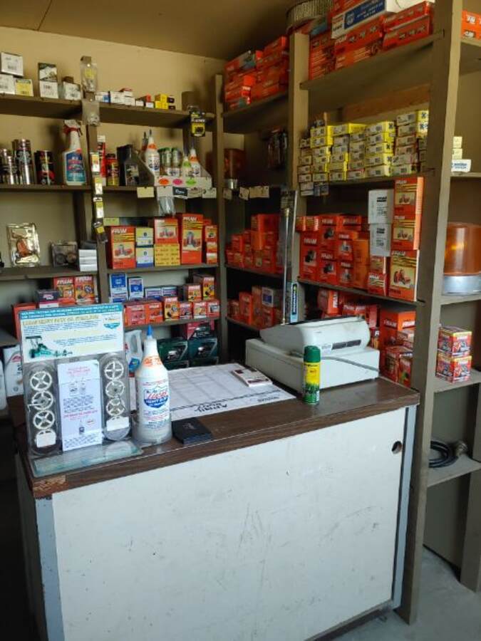 reception office for mechanic shop