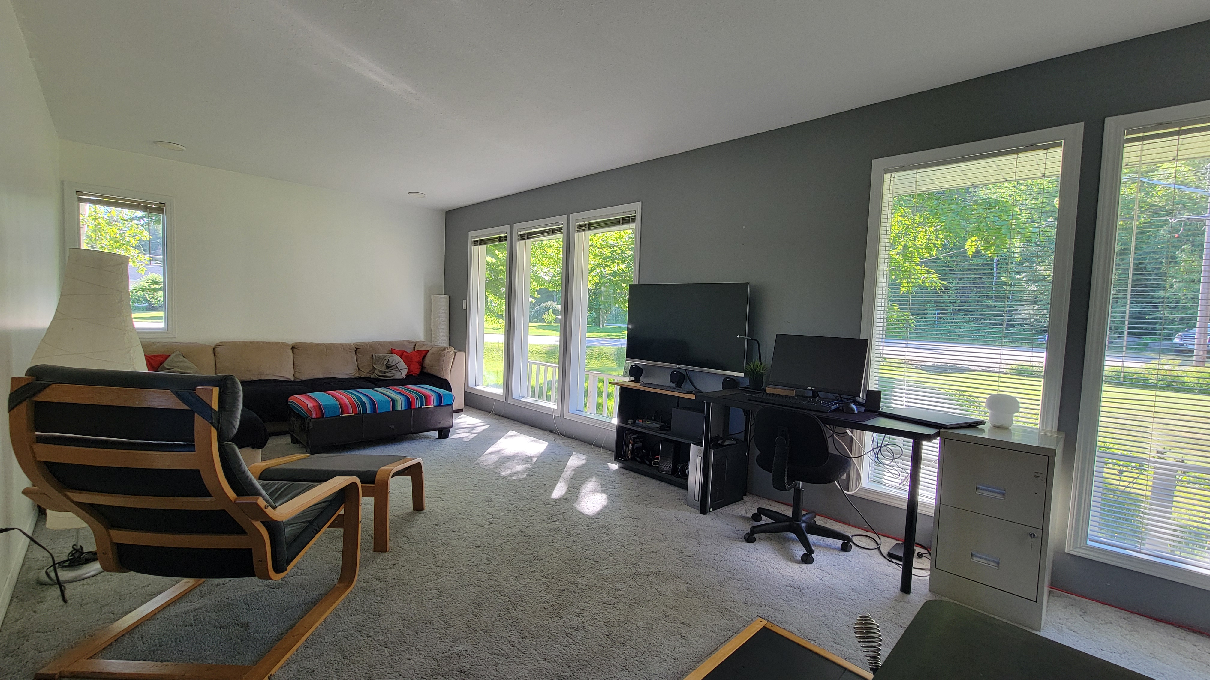 Bright 3 bedroom family home in Sicamous