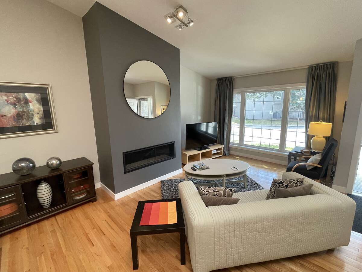 Living room - linear high efficiency gas fireplace