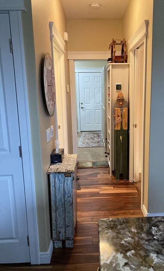 easy access to garage from kitchen