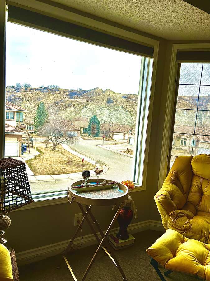 Primary Bedroom View of the Court/ Coulee’s