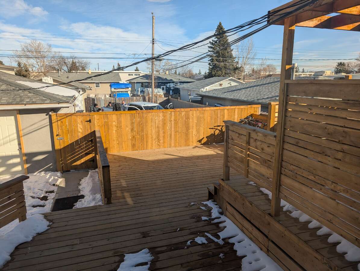 Rear deck
