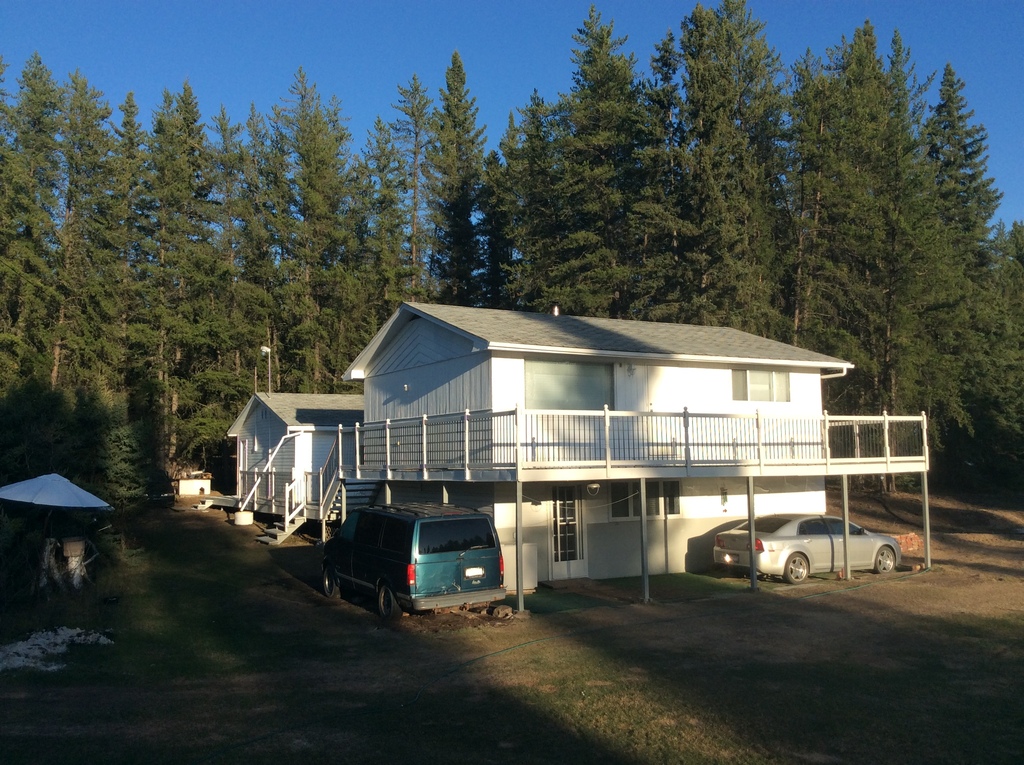 Land with Building(s) For Sale in St. Lina, AB - 3 bed, 1.5 bath