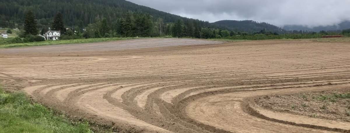 Prime 10 ACRE FARMLAND BORDERING CRESTON BC