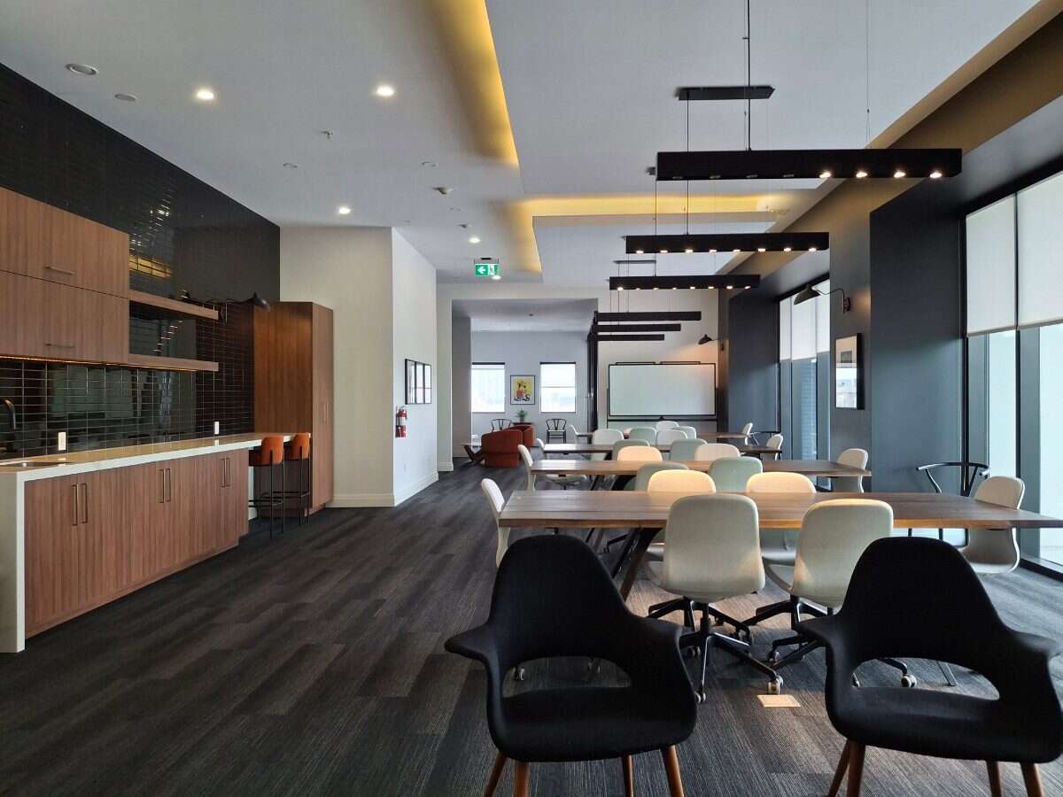 Spacious 1-Bed at Circa 1877 w/ Skyline Views