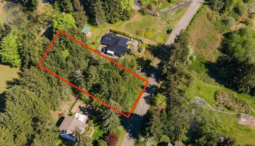 Lot #9, Tozer Rd