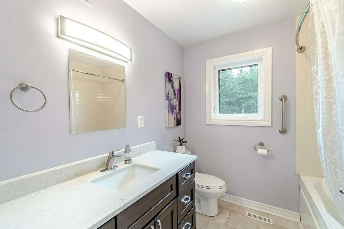 Main Floor 4 Piece Bathroom with Jacuzzi Tub
