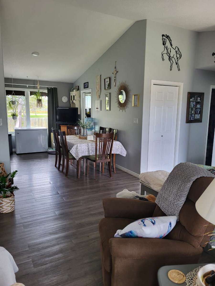House on 2 lots