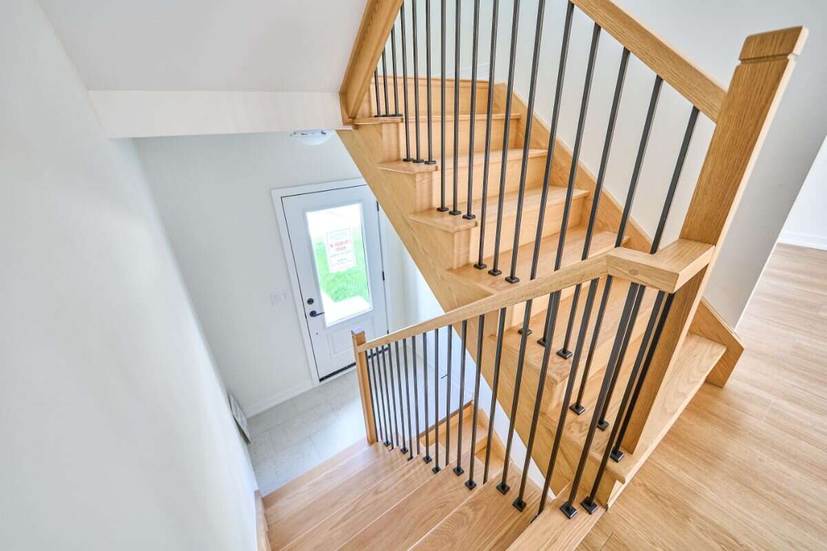 Move-In Ready 3-Bedroom End Unit in Newcastle