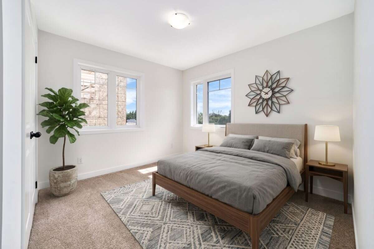 Move-In Ready 3-Bedroom End Unit in Newcastle