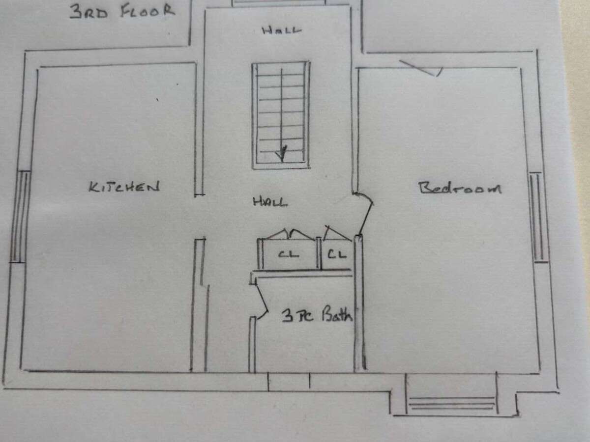 Oasis in the heart of town. Walk to beaches dining