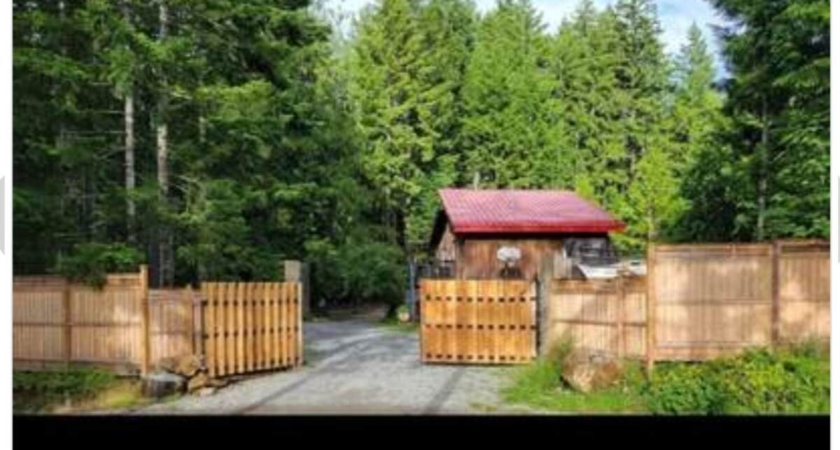  For Sale in Shawnigan Lake, 