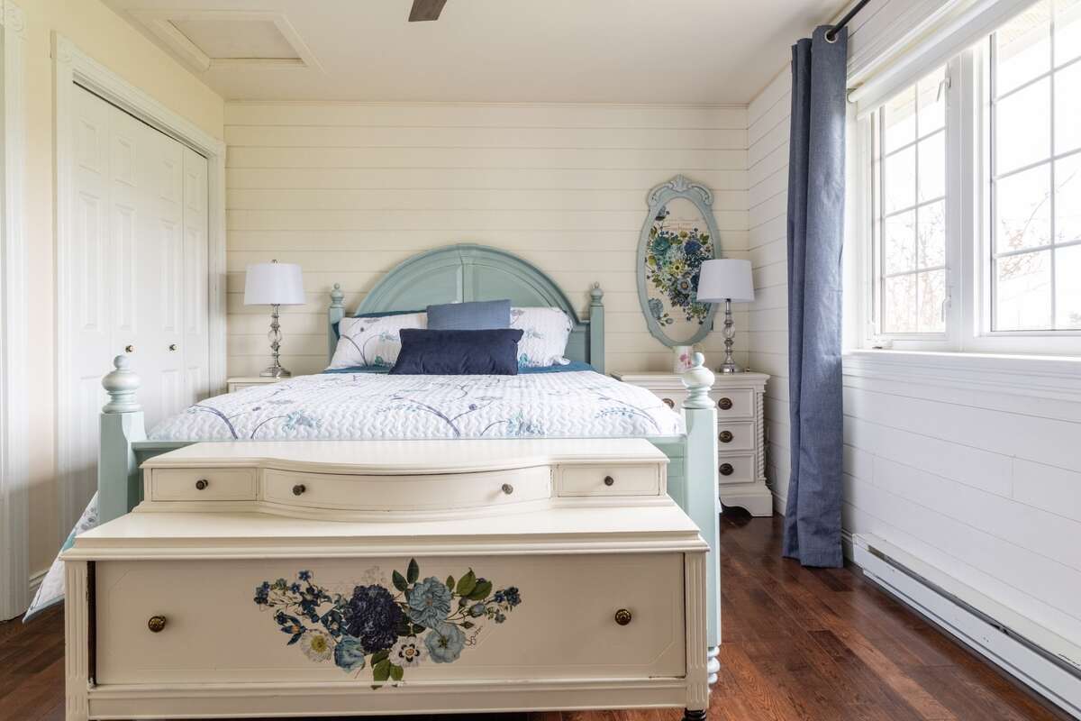 Welcome to your seaside escape!