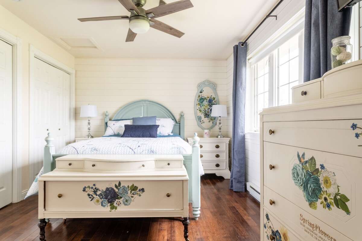 Welcome to your seaside escape!