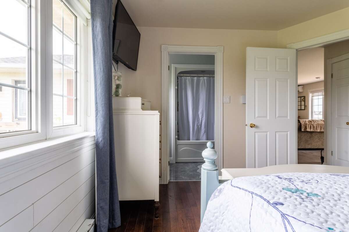 Welcome to your seaside escape!