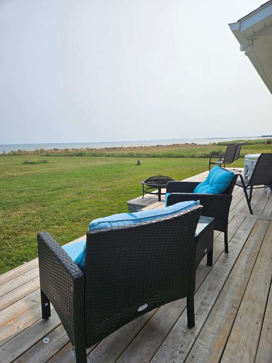 Welcome to your seaside escape!