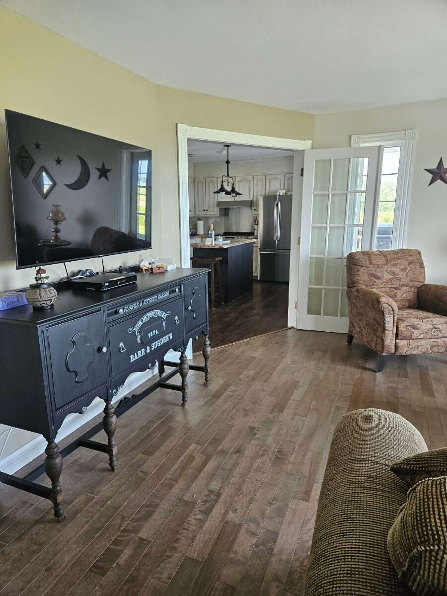 Welcome to your seaside escape!