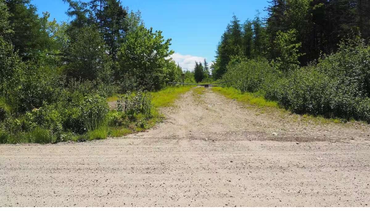 Acreage / Vacant Land For Sale in Yarmouth, NS