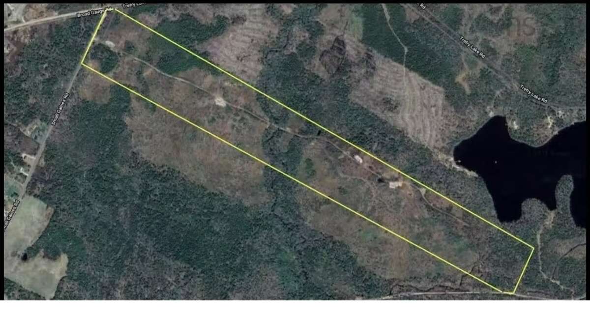 Acreage / Vacant Land For Sale in Yarmouth, NS