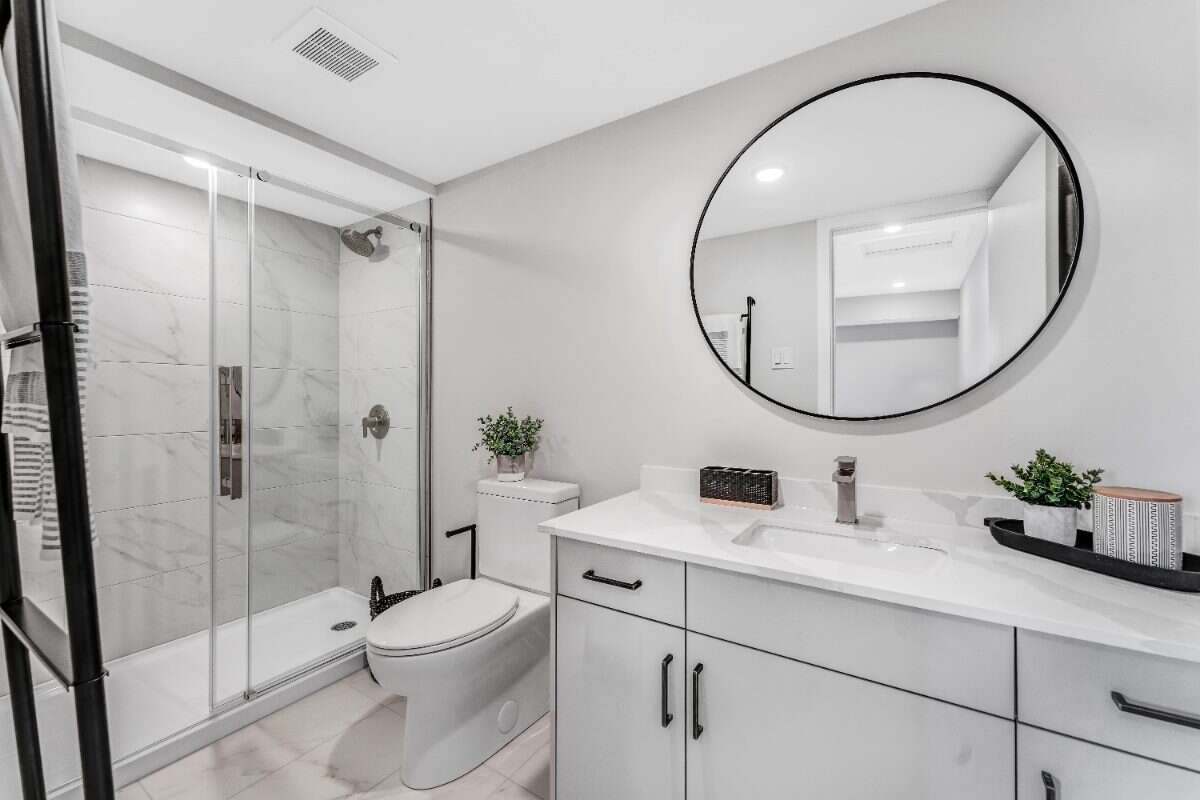 Luxury 2Bdrm+2bath Apartments by Rideau River