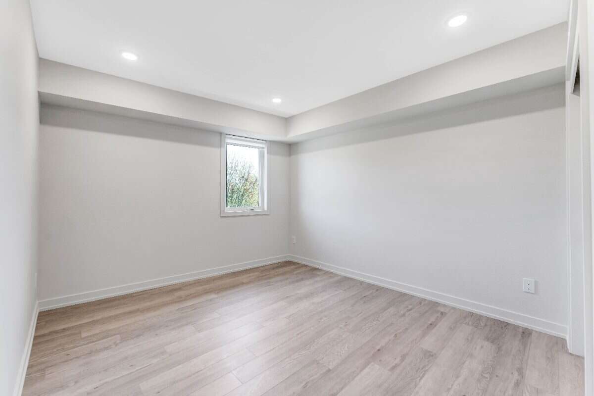 Luxury 2Bdrm+2bath Apartments by Rideau River