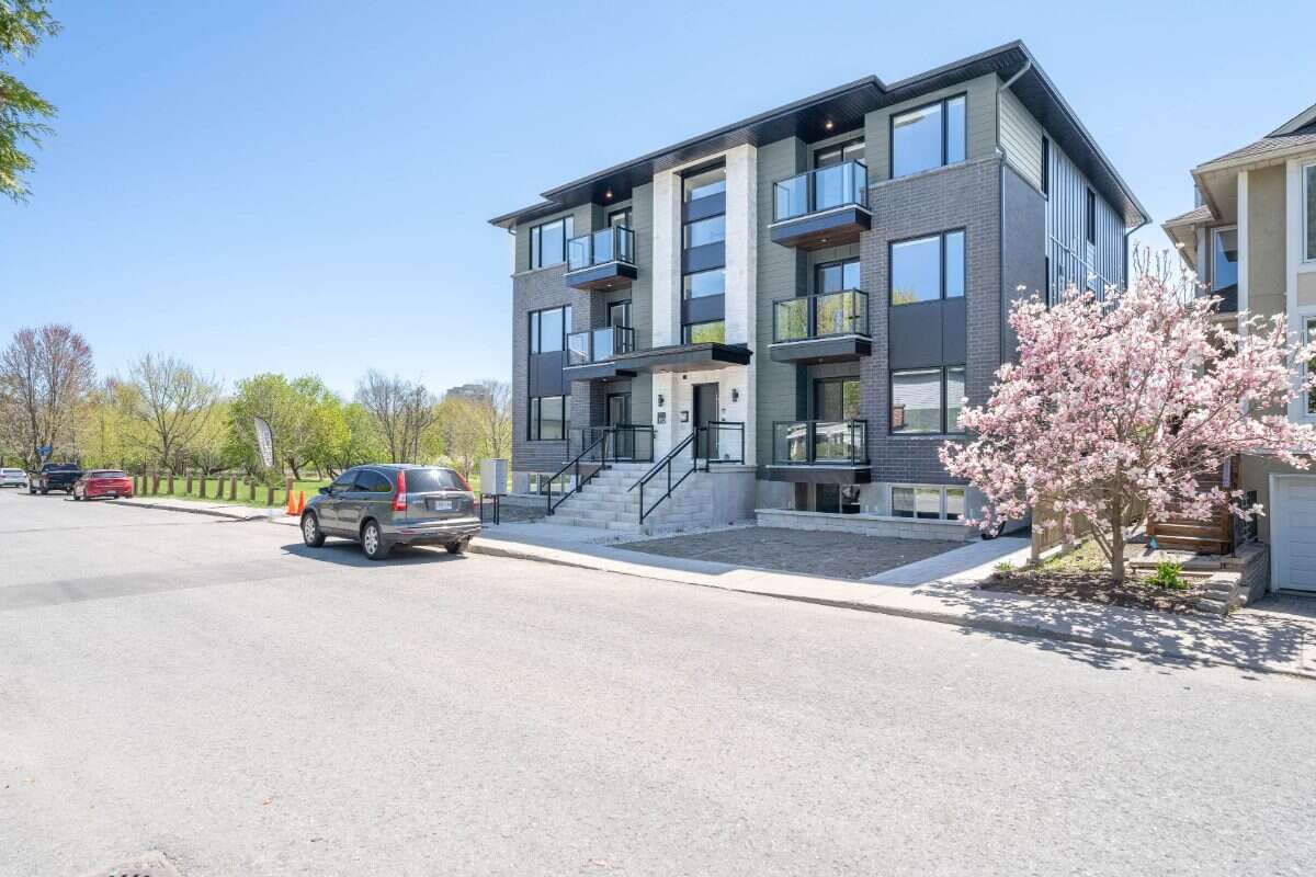 Luxury 2Bdrm+2bath Apartments by Rideau River