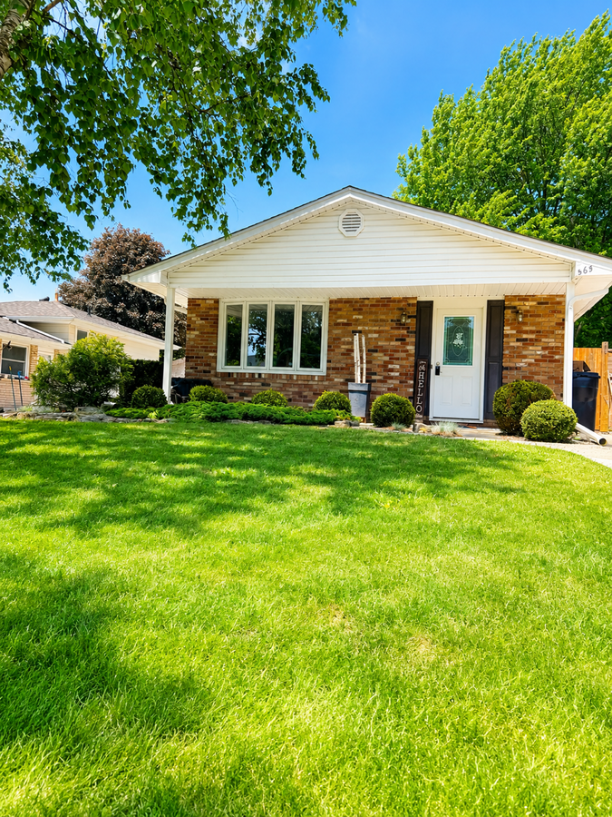 565 Plympton Street