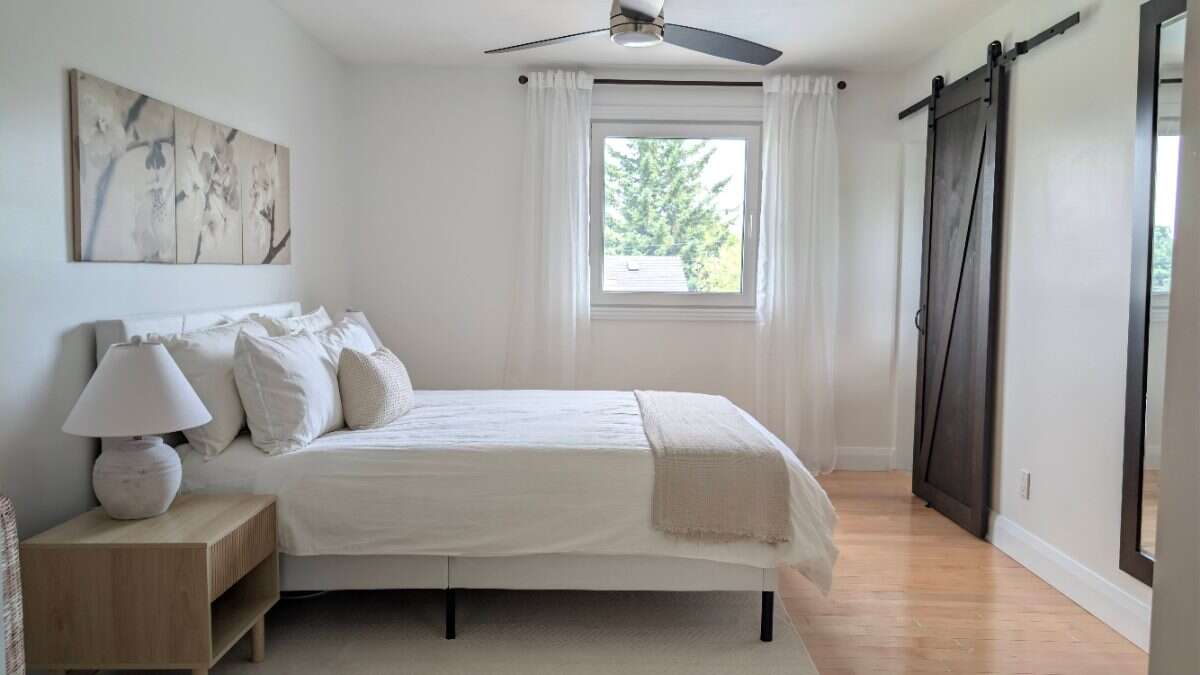 Braemar Park Executive Home | 3+1 Bedrooms | Pool