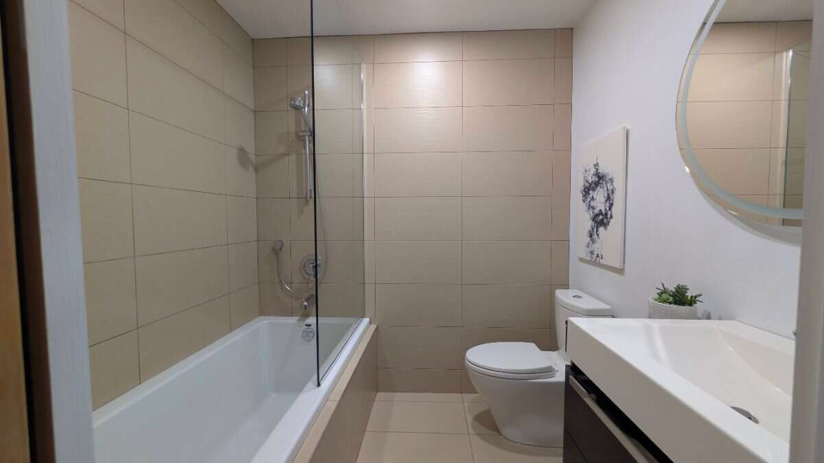 Braemar Park Executive Home | 3+1 Bedrooms | Pool