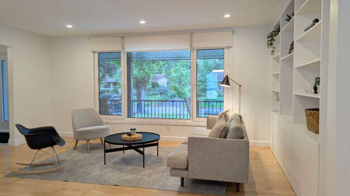 Braemar Park Executive Home | 3+1 Bedrooms | Pool