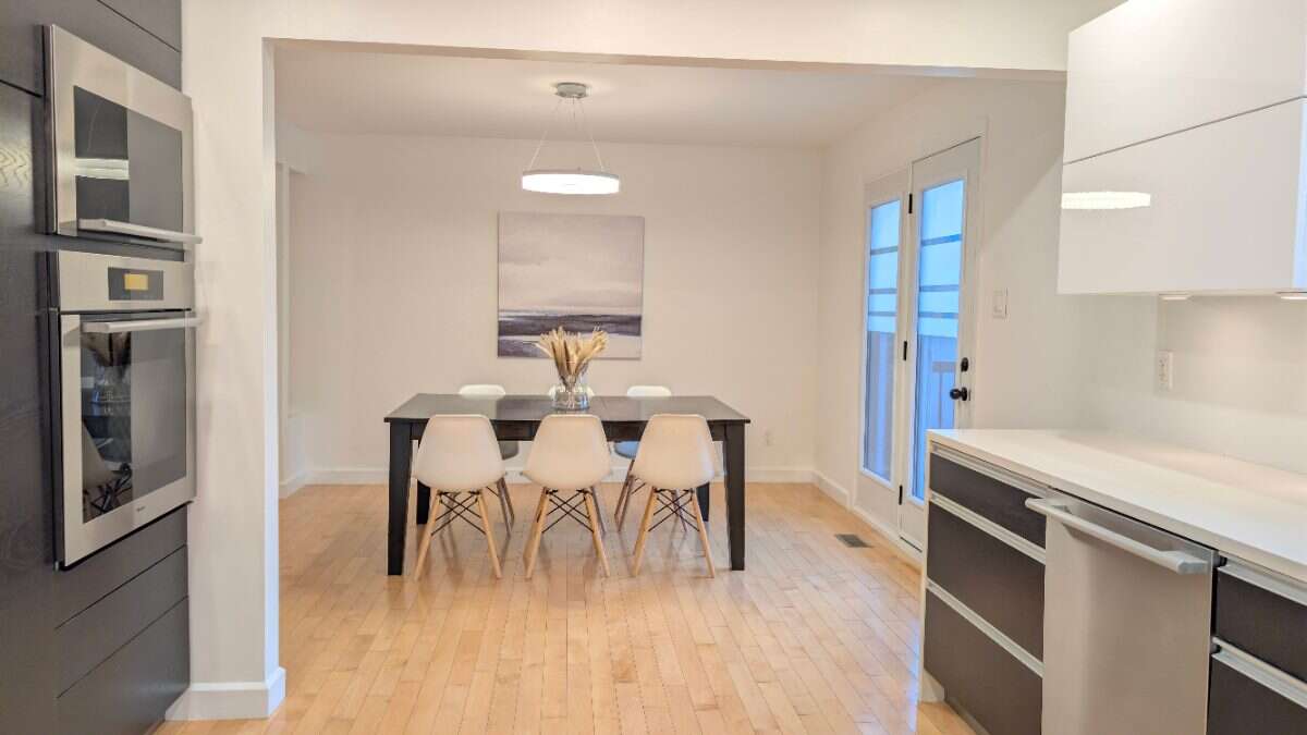 Braemar Park Executive Home | 3+1 Bedrooms | Pool