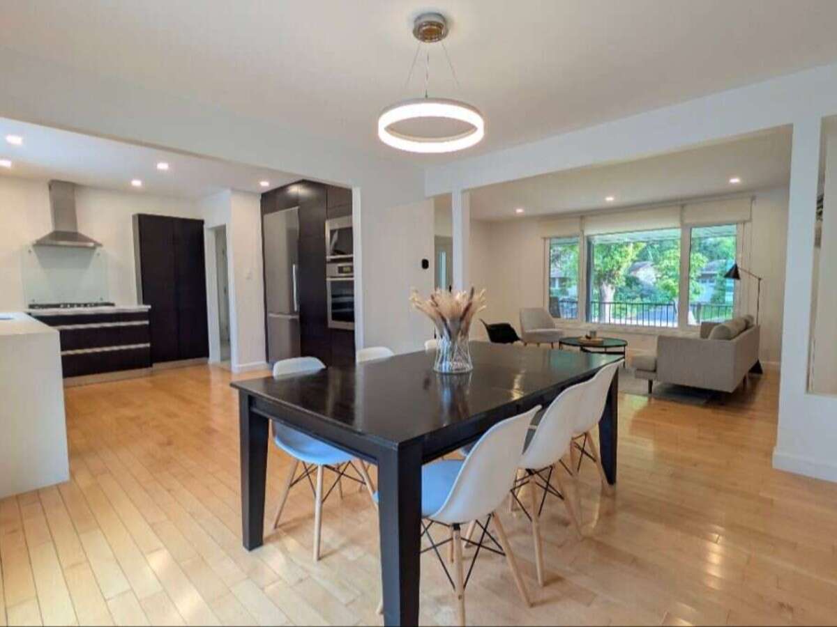 Turn-Key Braemar Park Home | Pool + Double Garage
